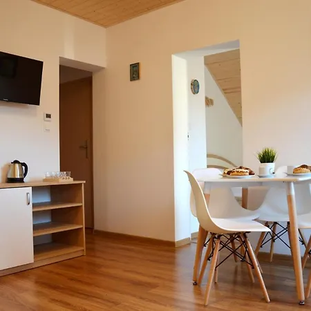 Przystan Park Dolny Pansiyon *